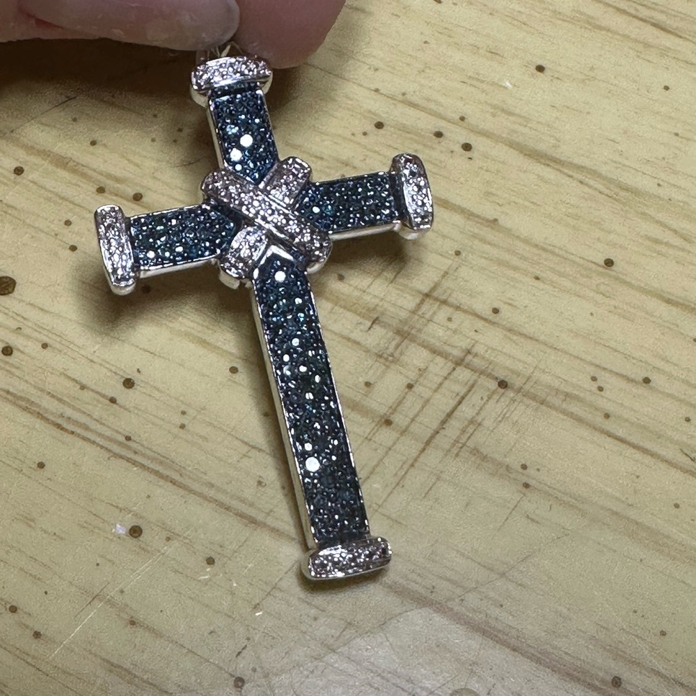 Blue Diamond .925 Pendant